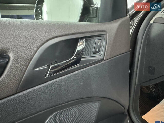 Коричневый Шкода Суперб, объемом двигателя 2 л и пробегом 240 тыс. км за 13200 $, фото 45 на Automoto.ua