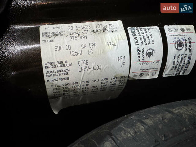 Коричневый Шкода Суперб, объемом двигателя 2 л и пробегом 240 тыс. км за 13200 $, фото 72 на Automoto.ua