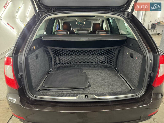 Коричневый Шкода Суперб, объемом двигателя 2 л и пробегом 240 тыс. км за 13200 $, фото 70 на Automoto.ua