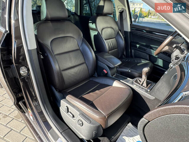 Коричневый Шкода Суперб, объемом двигателя 2 л и пробегом 240 тыс. км за 13200 $, фото 28 на Automoto.ua