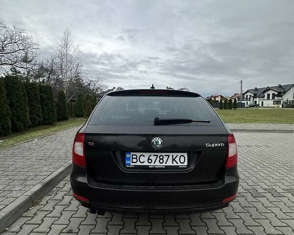 Коричневий Шкода Суперб, об'ємом двигуна 2 л та пробігом 305 тис. км за 12000 $, фото 3 на Automoto.ua