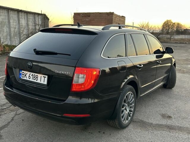 Коричневый Шкода Суперб, объемом двигателя 2 л и пробегом 306 тыс. км за 10500 $, фото 4 на Automoto.ua