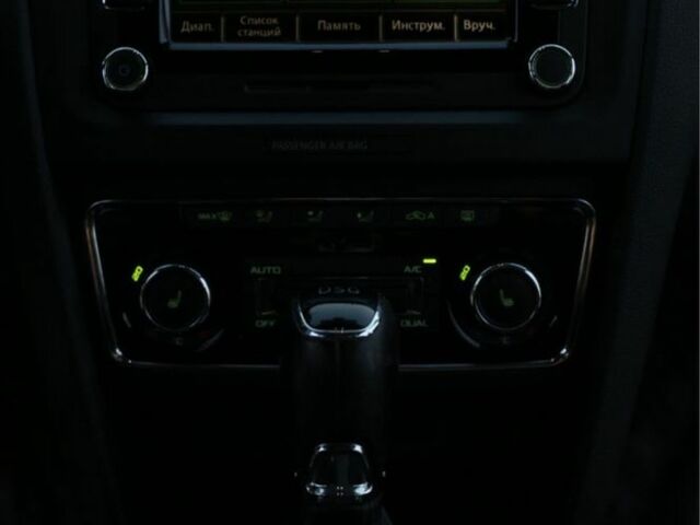 Коричневый Шкода Суперб, объемом двигателя 2 л и пробегом 270 тыс. км за 13500 $, фото 18 на Automoto.ua