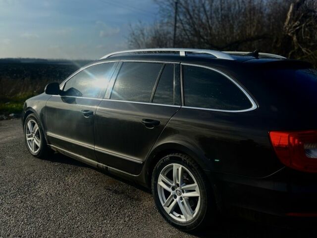 Коричневый Шкода Суперб, объемом двигателя 2 л и пробегом 236 тыс. км за 11500 $, фото 2 на Automoto.ua