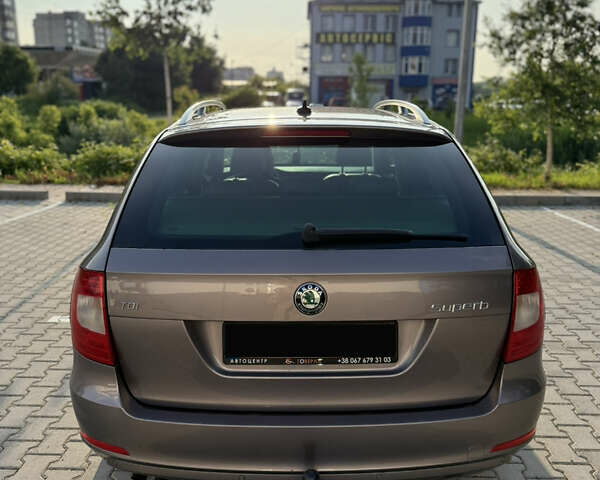 Коричневий Шкода Суперб, об'ємом двигуна 1.6 л та пробігом 325 тис. км за 9500 $, фото 2 на Automoto.ua