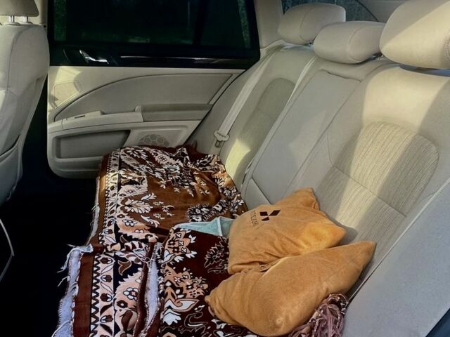 Коричневый Шкода Суперб, объемом двигателя 2 л и пробегом 236 тыс. км за 11500 $, фото 6 на Automoto.ua