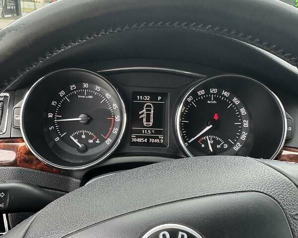 Коричневий Шкода Суперб, об'ємом двигуна 2 л та пробігом 305 тис. км за 12000 $, фото 6 на Automoto.ua