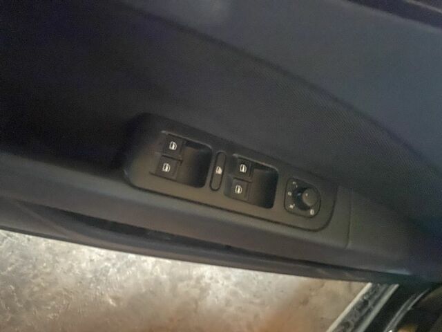 Коричневый Шкода Суперб, объемом двигателя 2 л и пробегом 175 тыс. км за 12700 $, фото 9 на Automoto.ua