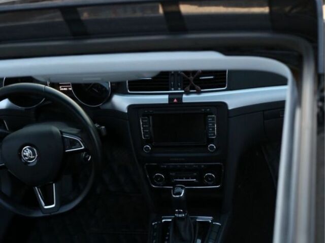 Коричневый Шкода Суперб, объемом двигателя 2 л и пробегом 270 тыс. км за 13500 $, фото 21 на Automoto.ua