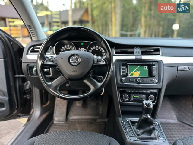 Коричневий Шкода Суперб, об'ємом двигуна 1.6 л та пробігом 258 тис. км за 10899 $, фото 132 на Automoto.ua