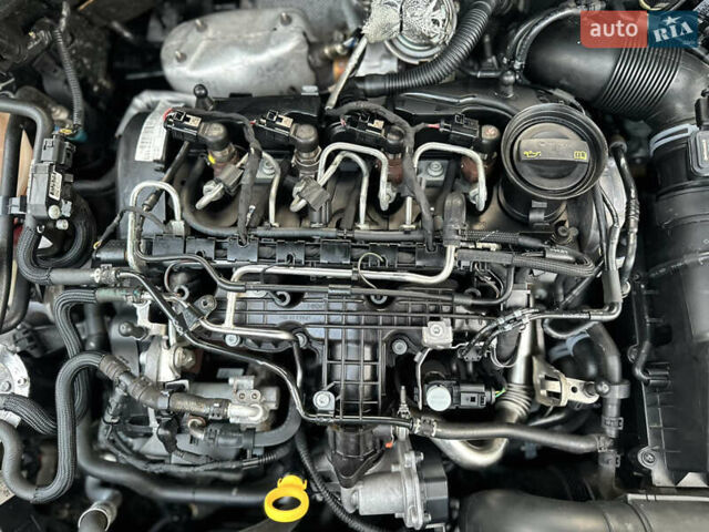 Коричневий Шкода Суперб, об'ємом двигуна 1.6 л та пробігом 258 тис. км за 10899 $, фото 165 на Automoto.ua