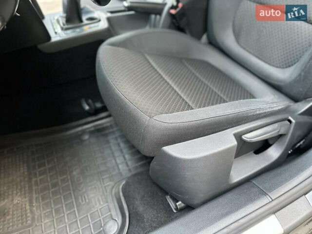 Коричневий Шкода Суперб, об'ємом двигуна 1.6 л та пробігом 258 тис. км за 10899 $, фото 110 на Automoto.ua