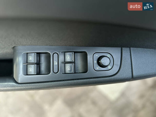 Коричневий Шкода Суперб, об'ємом двигуна 1.6 л та пробігом 258 тис. км за 10899 $, фото 105 на Automoto.ua