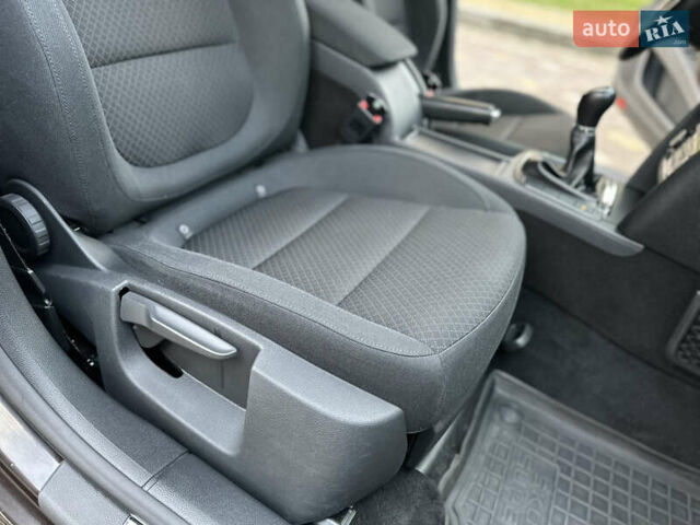 Коричневий Шкода Суперб, об'ємом двигуна 1.6 л та пробігом 258 тис. км за 10899 $, фото 124 на Automoto.ua