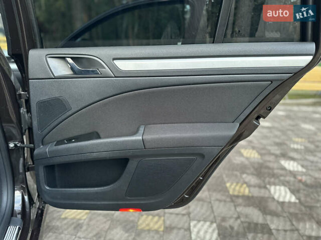 Коричневий Шкода Суперб, об'ємом двигуна 1.6 л та пробігом 258 тис. км за 10899 $, фото 141 на Automoto.ua