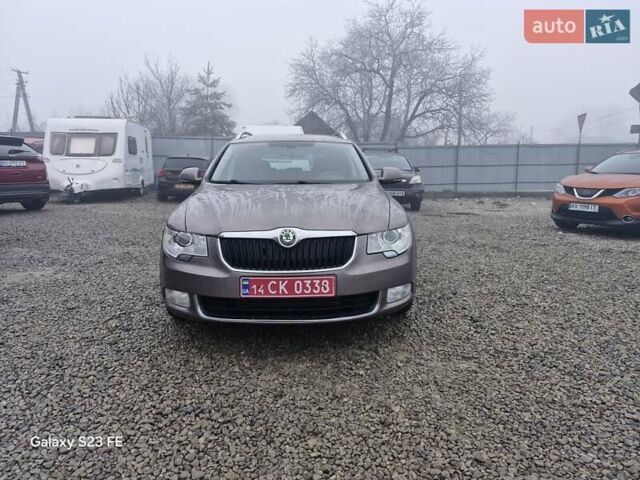 Коричневый Шкода Суперб, объемом двигателя 2 л и пробегом 204 тыс. км за 13499 $, фото 1 на Automoto.ua