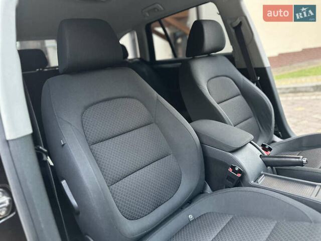 Коричневий Шкода Суперб, об'ємом двигуна 1.6 л та пробігом 258 тис. км за 10899 $, фото 125 на Automoto.ua