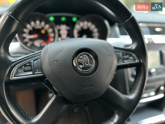 Коричневий Шкода Суперб, об'ємом двигуна 1.6 л та пробігом 258 тис. км за 10899 $, фото 97 на Automoto.ua