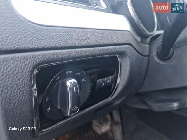 Коричневый Шкода Суперб, объемом двигателя 2 л и пробегом 204 тыс. км за 13499 $, фото 25 на Automoto.ua