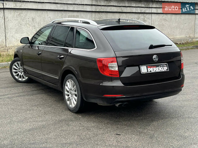 Коричневый Шкода Суперб, объемом двигателя 1.97 л и пробегом 123 тыс. км за 17499 $, фото 3 на Automoto.ua