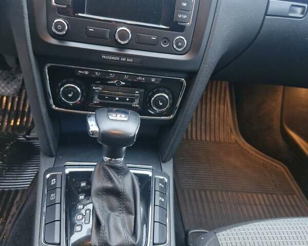 Коричневый Шкода Суперб, объемом двигателя 2 л и пробегом 204 тыс. км за 13499 $, фото 21 на Automoto.ua