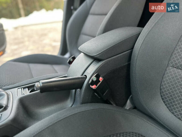 Коричневий Шкода Суперб, об'ємом двигуна 1.6 л та пробігом 258 тис. км за 10899 $, фото 101 на Automoto.ua