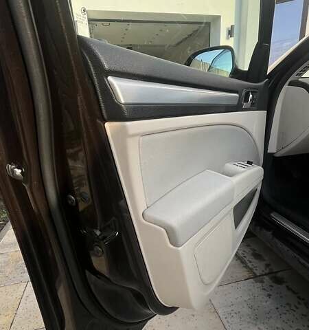 Коричневый Шкода Суперб, объемом двигателя 2 л и пробегом 275 тыс. км за 12000 $, фото 7 на Automoto.ua