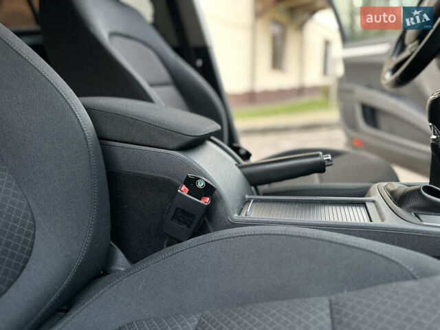 Коричневий Шкода Суперб, об'ємом двигуна 1.6 л та пробігом 258 тис. км за 10899 $, фото 127 на Automoto.ua