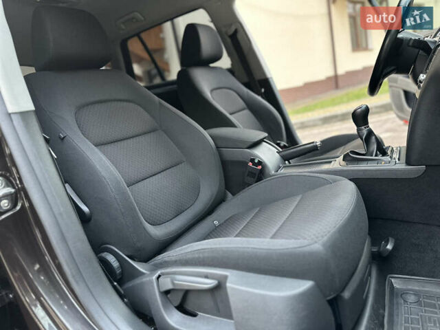 Коричневий Шкода Суперб, об'ємом двигуна 1.6 л та пробігом 258 тис. км за 10899 $, фото 122 на Automoto.ua