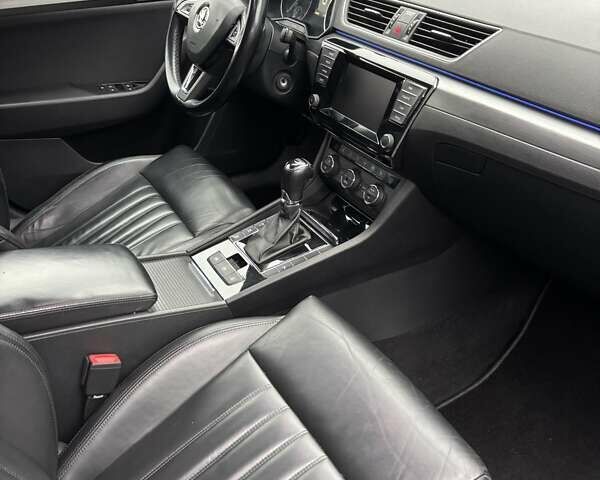 Коричневый Шкода Суперб, объемом двигателя 1.97 л и пробегом 259 тыс. км за 14500 $, фото 9 на Automoto.ua