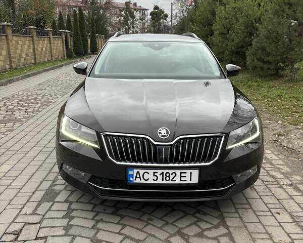 Коричневый Шкода Суперб, объемом двигателя 1.97 л и пробегом 259 тыс. км за 14500 $, фото 1 на Automoto.ua