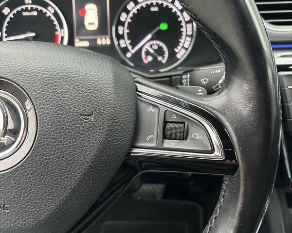 Коричневый Шкода Суперб, объемом двигателя 1.97 л и пробегом 259 тыс. км за 14500 $, фото 7 на Automoto.ua