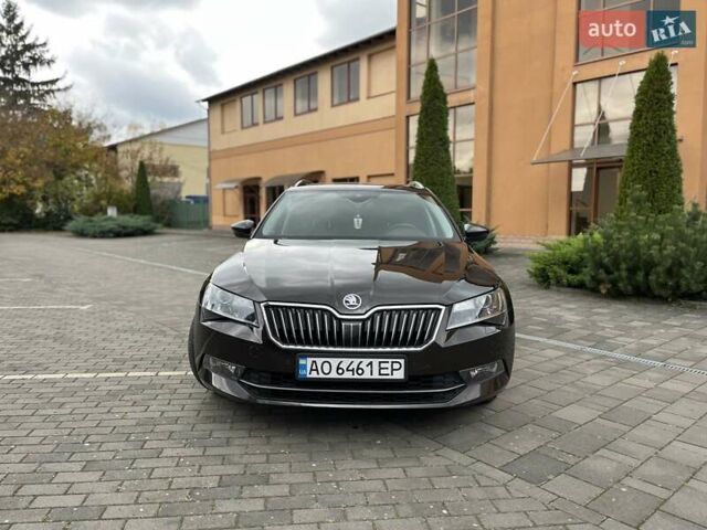 Коричневый Шкода Суперб, объемом двигателя 2 л и пробегом 326 тыс. км за 16200 $, фото 1 на Automoto.ua
