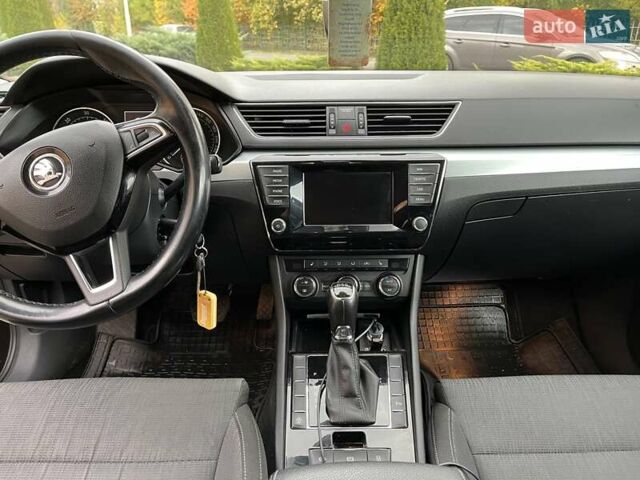 Коричневый Шкода Суперб, объемом двигателя 2 л и пробегом 326 тыс. км за 16200 $, фото 5 на Automoto.ua