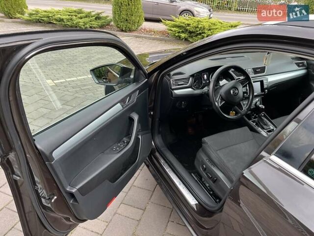 Коричневый Шкода Суперб, объемом двигателя 2 л и пробегом 326 тыс. км за 16200 $, фото 8 на Automoto.ua