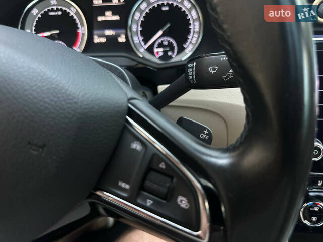 Коричневый Шкода Суперб, объемом двигателя 2 л и пробегом 255 тыс. км за 20000 $, фото 40 на Automoto.ua