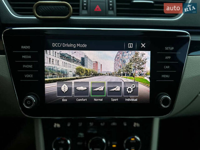 Коричневый Шкода Суперб, объемом двигателя 2 л и пробегом 255 тыс. км за 20000 $, фото 45 на Automoto.ua