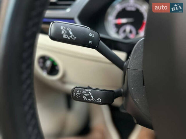 Коричневый Шкода Суперб, объемом двигателя 2 л и пробегом 255 тыс. км за 20000 $, фото 36 на Automoto.ua