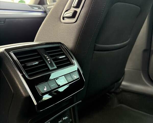 Коричневий Шкода Суперб, об'ємом двигуна 2 л та пробігом 141 тис. км за 23500 $, фото 10 на Automoto.ua