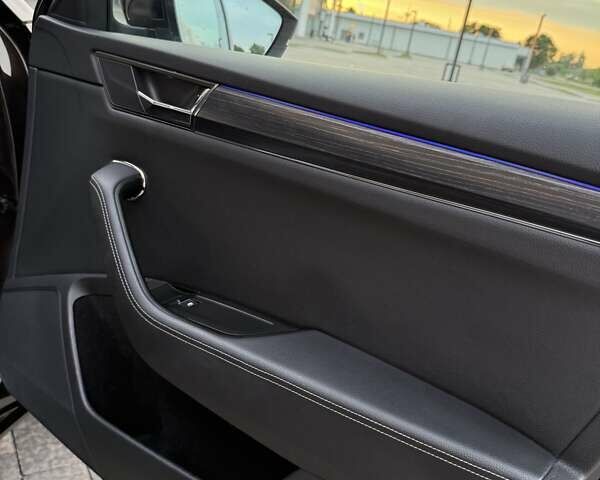 Коричневий Шкода Суперб, об'ємом двигуна 2 л та пробігом 141 тис. км за 23500 $, фото 9 на Automoto.ua