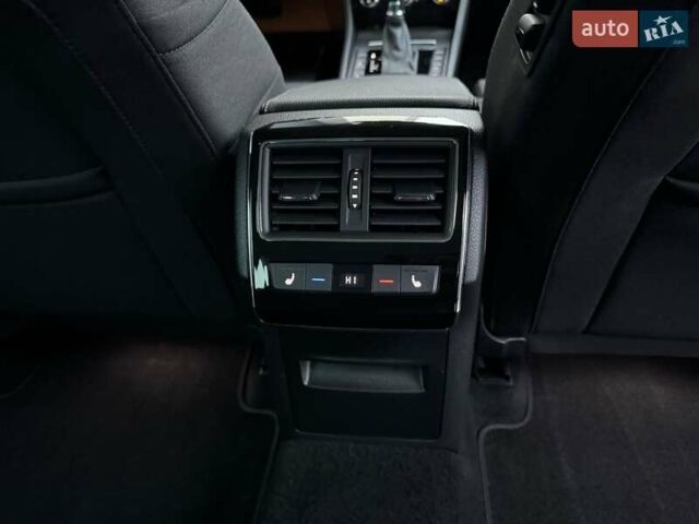 Коричневый Шкода Суперб, объемом двигателя 1.97 л и пробегом 235 тыс. км за 21500 $, фото 40 на Automoto.ua