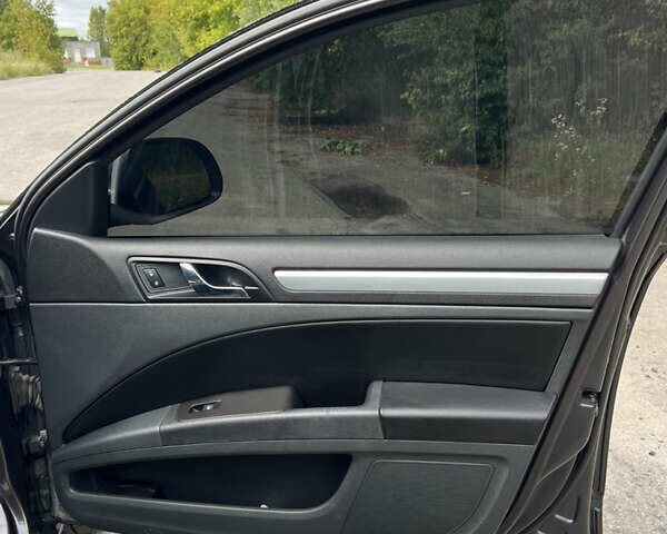 Коричневий Шкода Суперб, об'ємом двигуна 2 л та пробігом 194 тис. км за 9800 $, фото 46 на Automoto.ua
