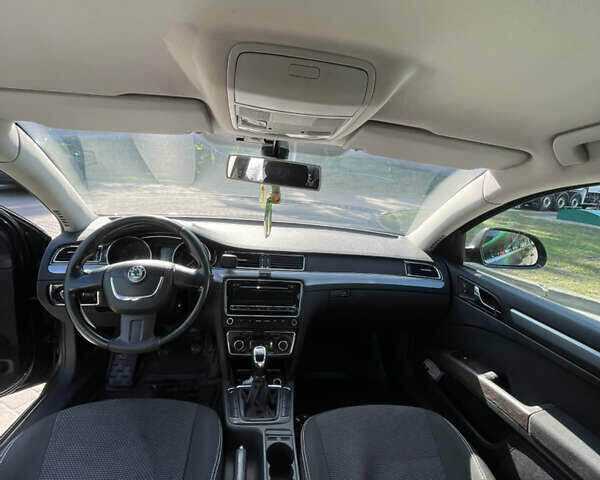 Коричневий Шкода Суперб, об'ємом двигуна 1.8 л та пробігом 234 тис. км за 6900 $, фото 7 на Automoto.ua