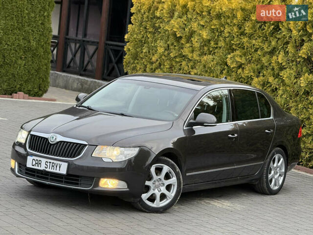 Коричневый Шкода Суперб, объемом двигателя 1.8 л и пробегом 186 тыс. км за 7999 $, фото 6 на Automoto.ua