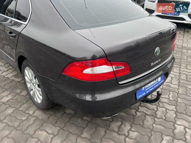 Коричневый Шкода Суперб, объемом двигателя 1.8 л и пробегом 292 тыс. км за 7990 $, фото 45 на Automoto.ua