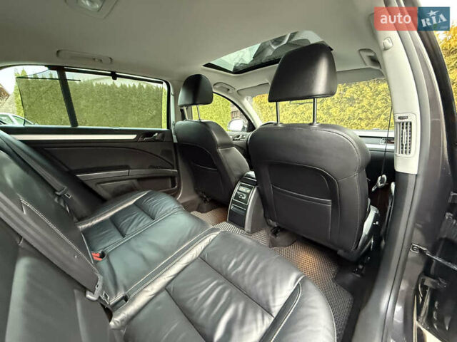 Коричневый Шкода Суперб, объемом двигателя 1.8 л и пробегом 186 тыс. км за 7999 $, фото 30 на Automoto.ua