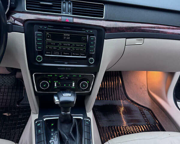 Коричневый Шкода Суперб, объемом двигателя 2 л и пробегом 337 тыс. км за 8900 $, фото 14 на Automoto.ua