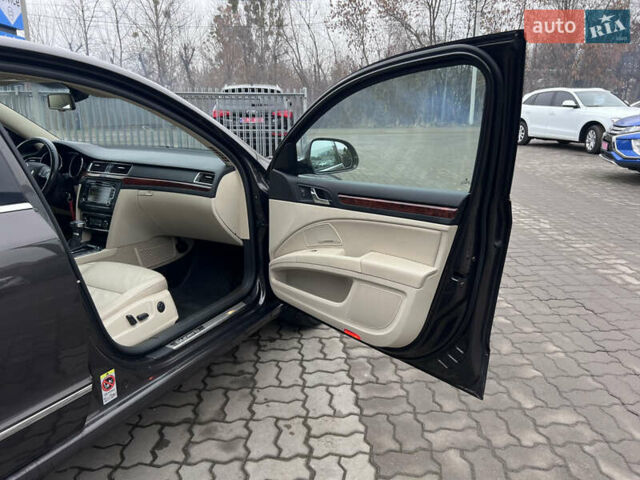 Коричневый Шкода Суперб, объемом двигателя 1.8 л и пробегом 292 тыс. км за 7990 $, фото 25 на Automoto.ua