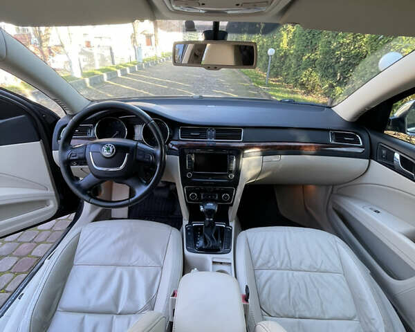 Коричневый Шкода Суперб, объемом двигателя 1.97 л и пробегом 337 тыс. км за 8600 $, фото 10 на Automoto.ua