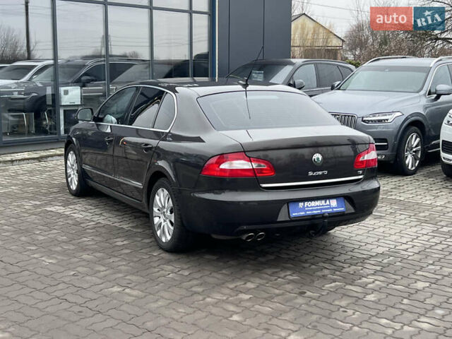 Коричневый Шкода Суперб, объемом двигателя 1.8 л и пробегом 292 тыс. км за 7990 $, фото 37 на Automoto.ua